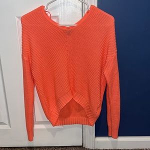 Peach sweater size: XS